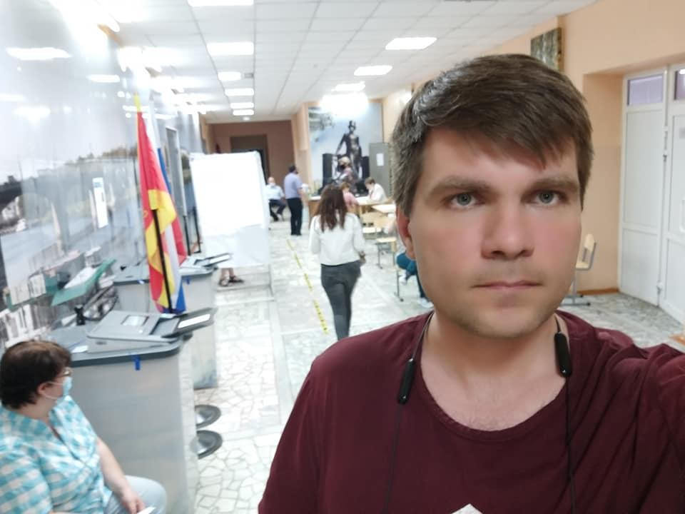 Артём Важенков.